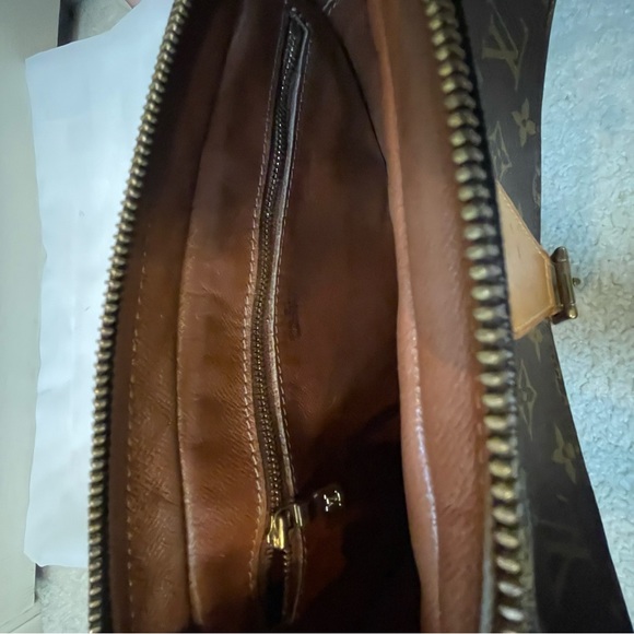 GUCCI VINTAGE LOUIS VUITTON MONOGRAM SHOULDER BAG/CROSSOVER HANDBAG - Picture 9 of 16
